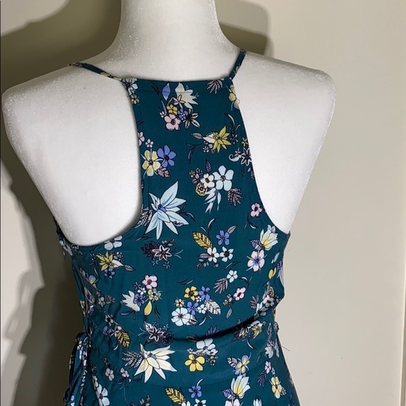 Mossimo Spring/Summer Dress. - Picture 8 of 11